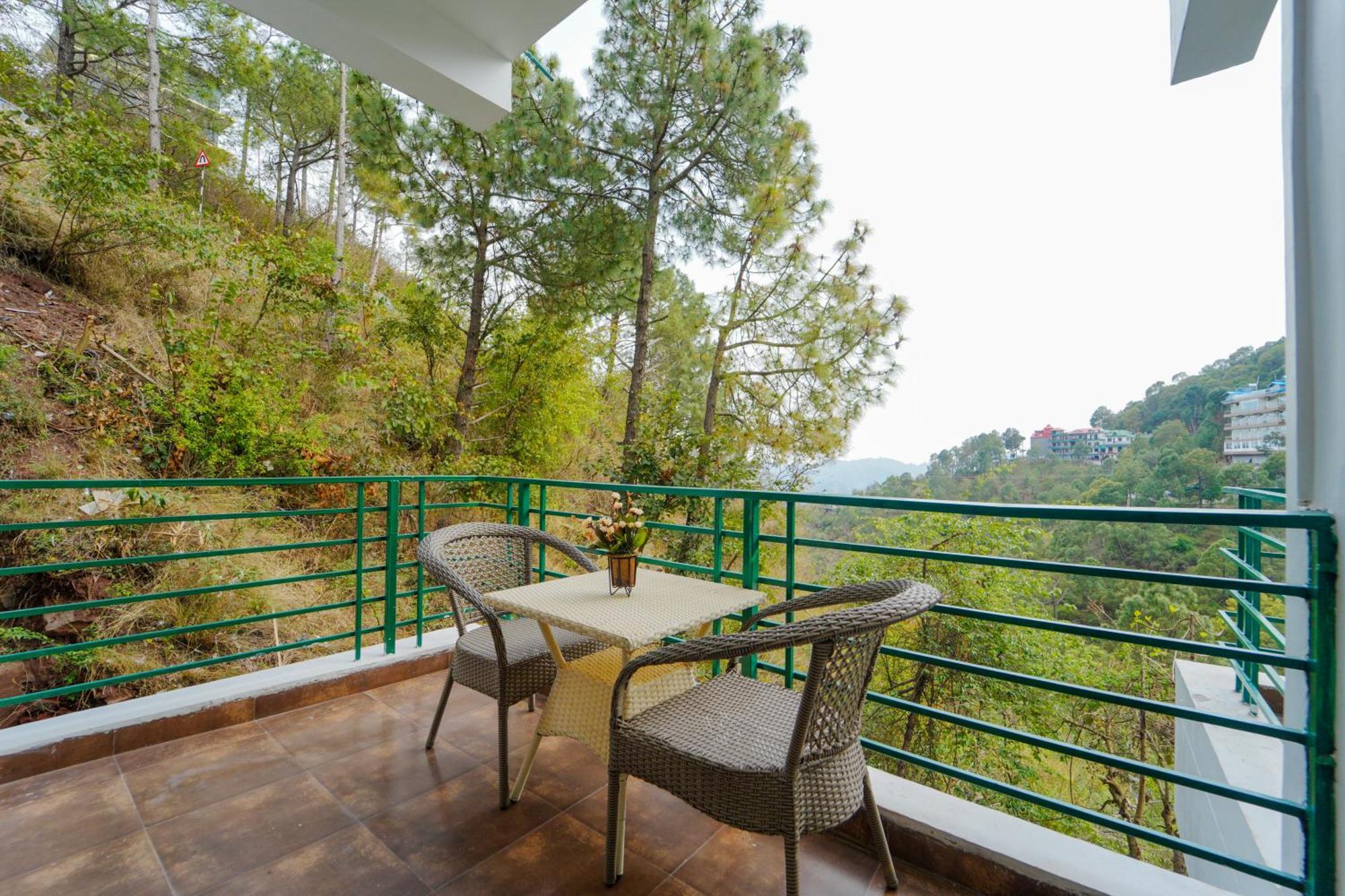 The Kasauli Walk Hotel Exterior photo